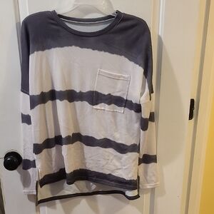 NWOT Gray And White Tie Dye Style Sweater